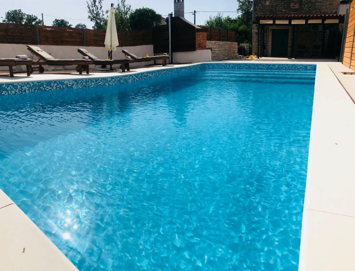 Apartments Malic Pridraga Exterior foto